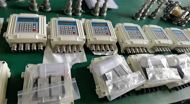 電池供電超聲波流量計產品圖